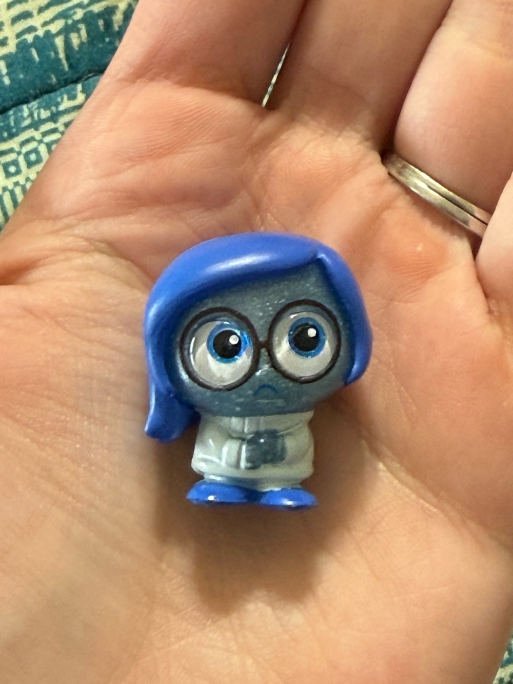 Disney Doorables Inside Out Sadness Mini Figure